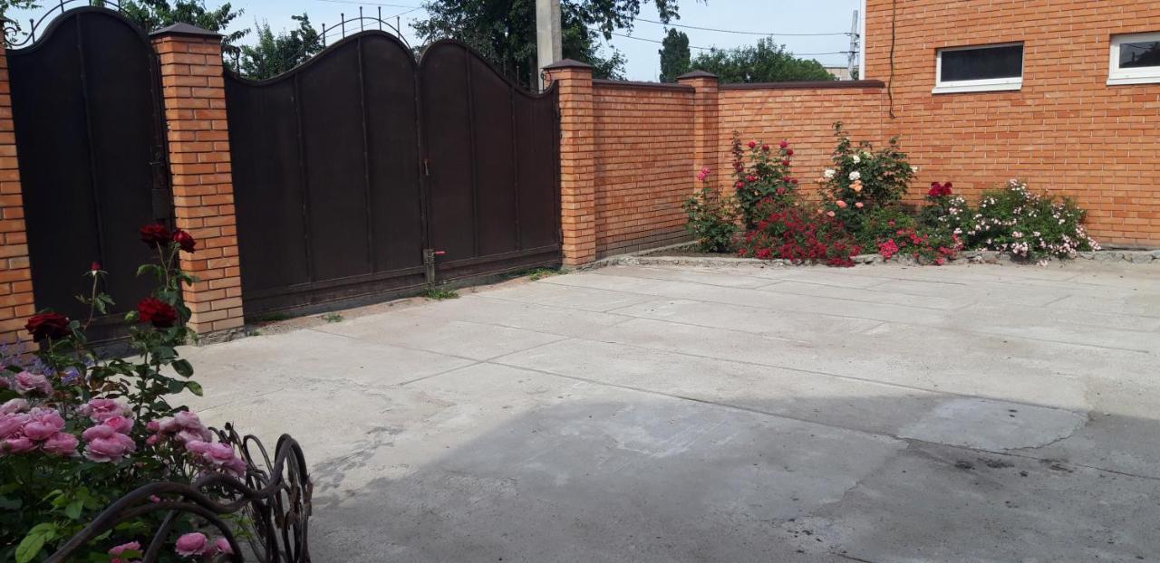 Квартира-Студия В Г. Кропивницком Kropyvnytskyi Ngoại thất bức ảnh